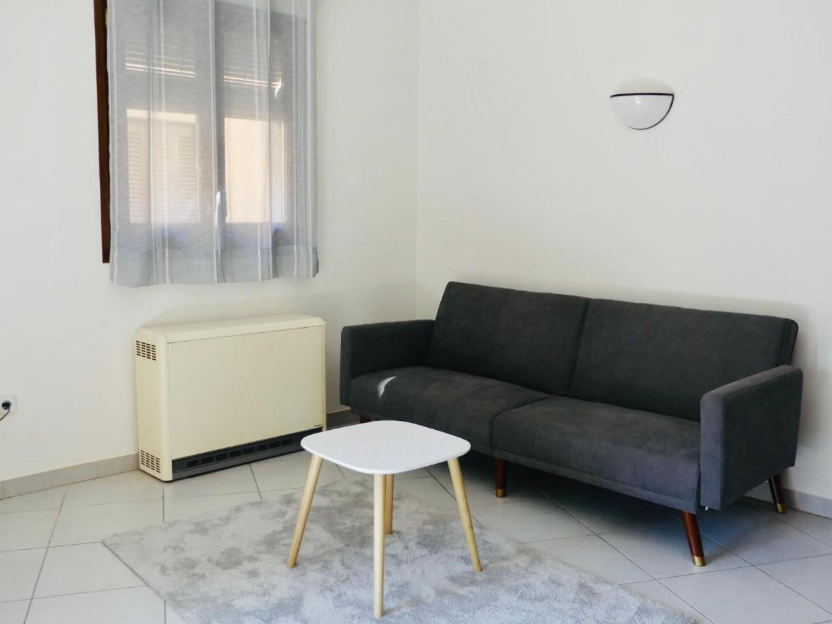 Confortable Pis En Ple Centre De Vic Aptgarbi エクステリア 写真